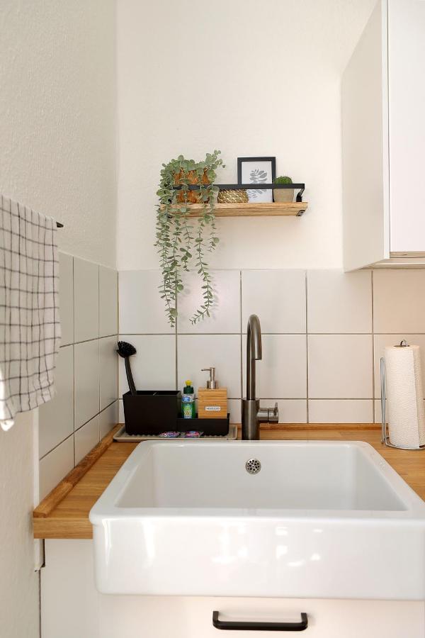 *City, Naehe Hbf, Kingsizebetten, Fitnessecke* Duisburg Exterior photo